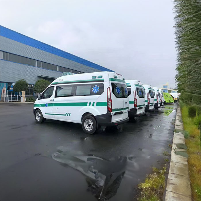 西宁救护车租赁多少钱