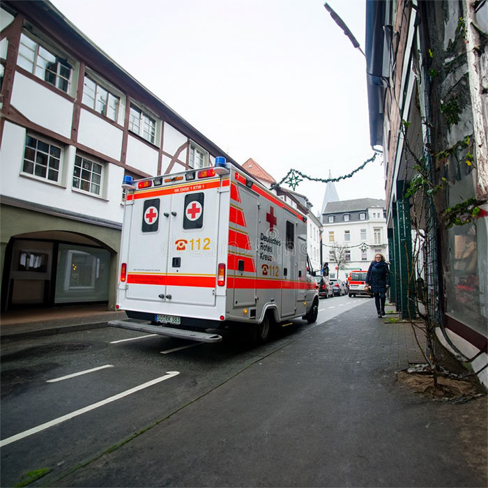 西宁急救车租车电话