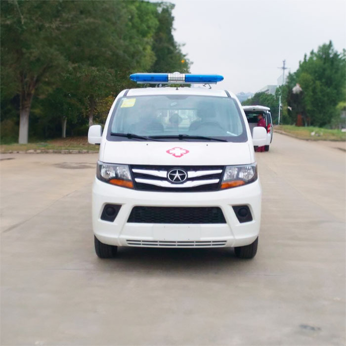 西宁急救车出租多少钱