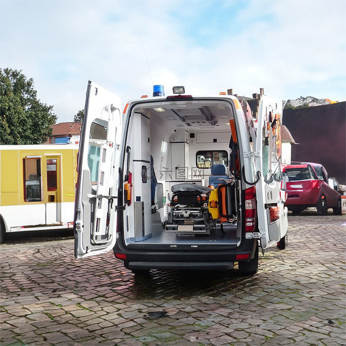 西宁救护车出租电话