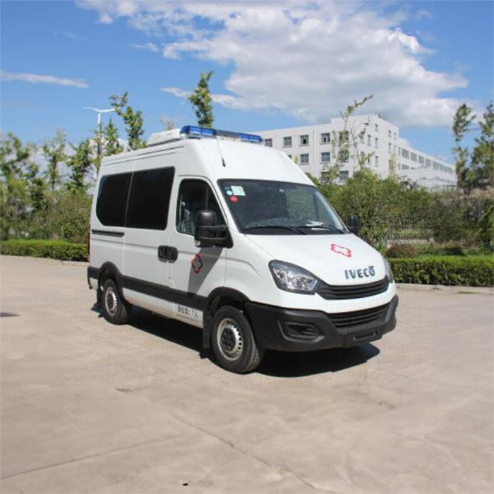 西宁租赁救护车电话