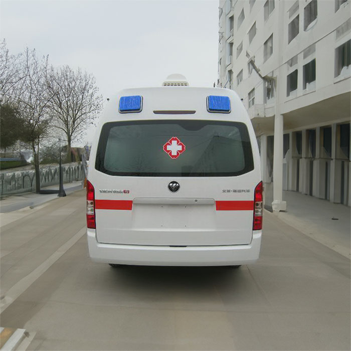 西宁救护车租赁费用