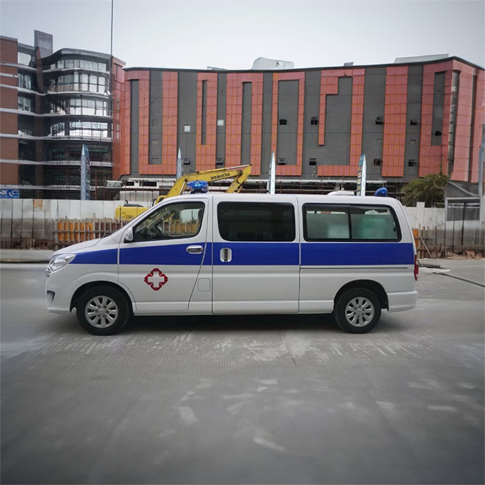 西宁出租私人救护车电话号码