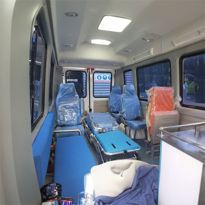 西宁救护车租赁联系方式