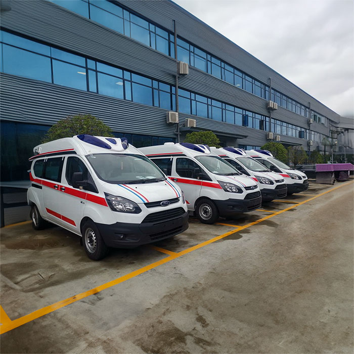 西宁出租救护车联系方式