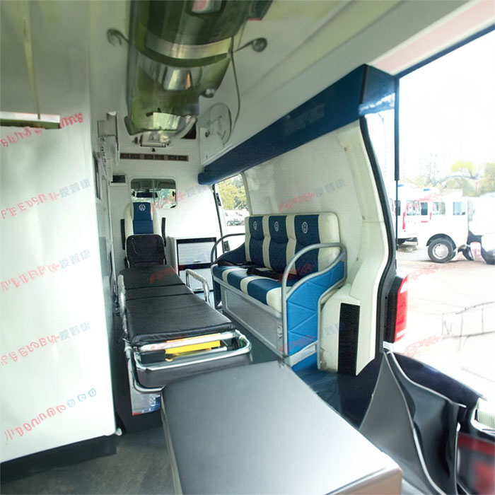 西宁救护车出租费用