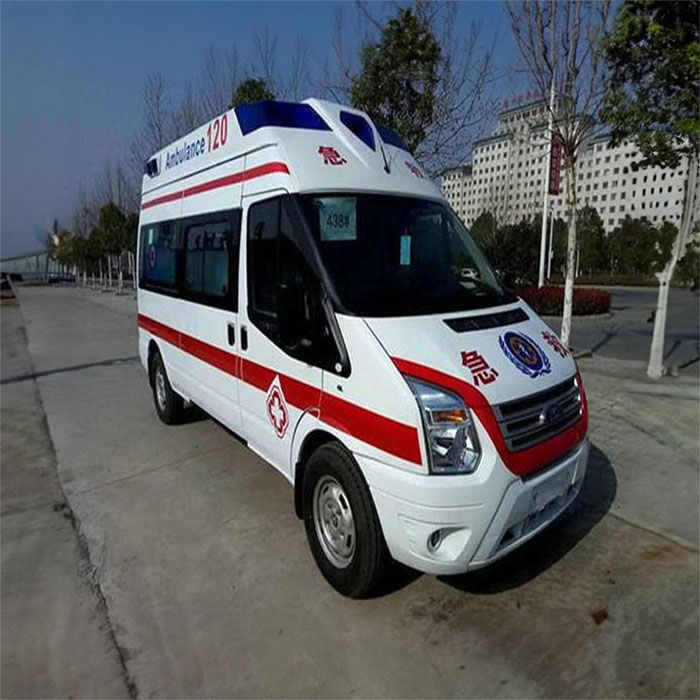 西宁私人救护车租赁收费