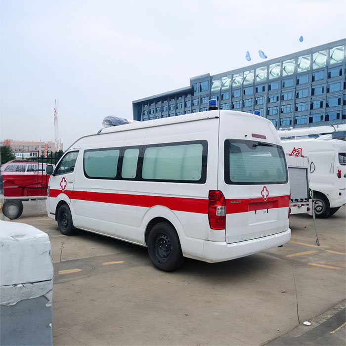 西宁救护车租赁收费