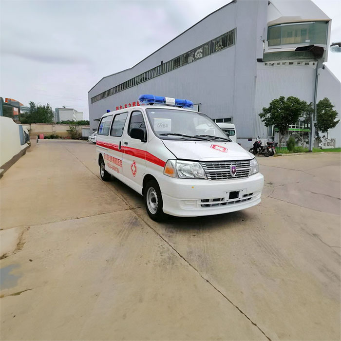 西宁急救车出租多少钱