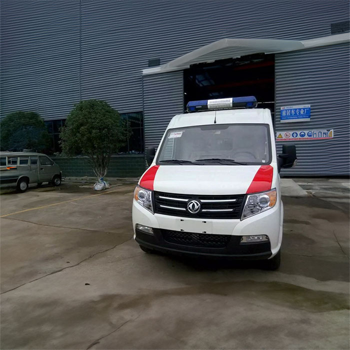 西宁救护车租赁多少钱