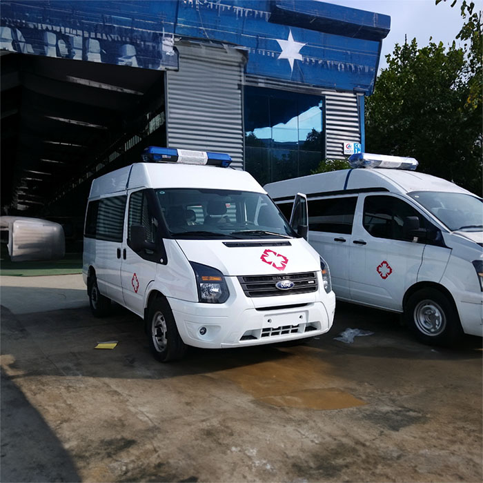 西宁急救车租车联系方式