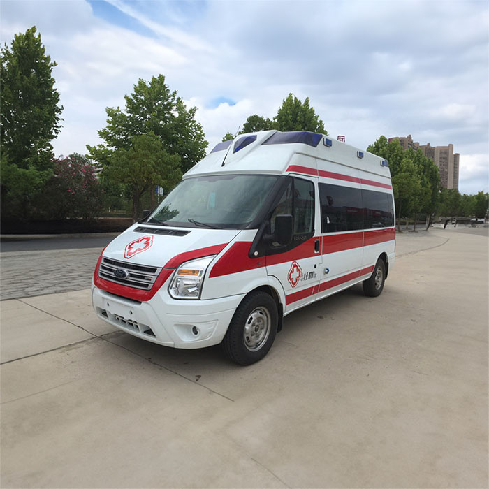 西宁出租急救车电话