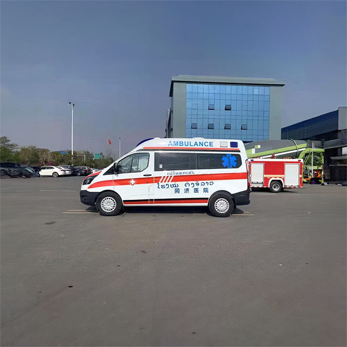 西宁救护车租车电话