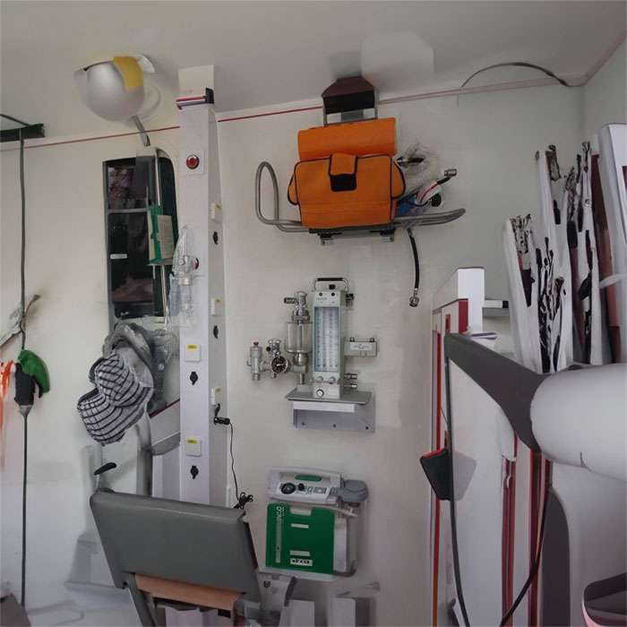 西宁私人救护车出租电话