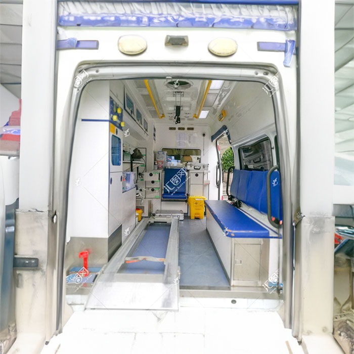 西宁救护车出租电话