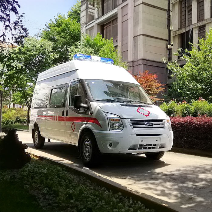 西宁救护车租车联系方式