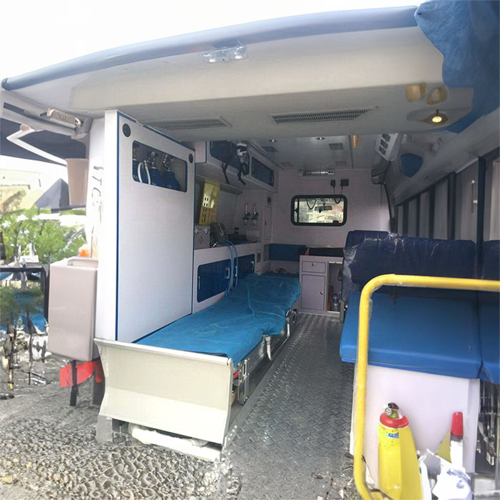 西宁救护车租车联系方式