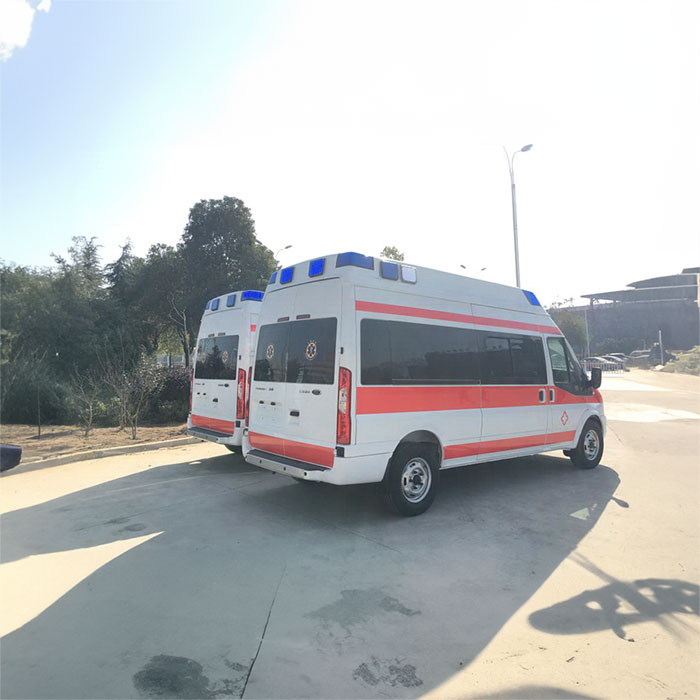 西宁急救车出租费用