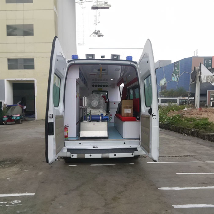 西宁救护车出租多少钱