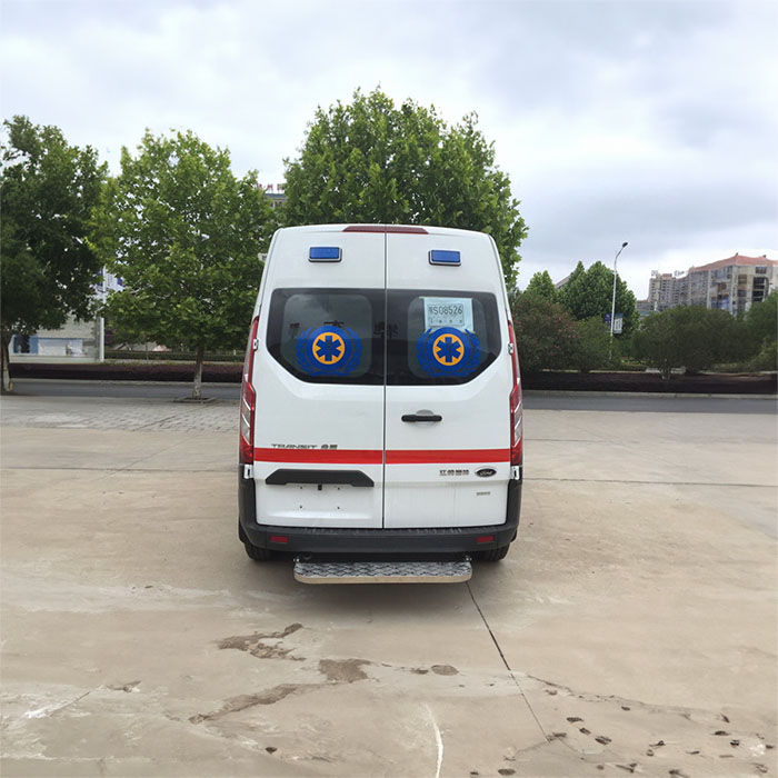 西宁租赁私人救护车联系方式