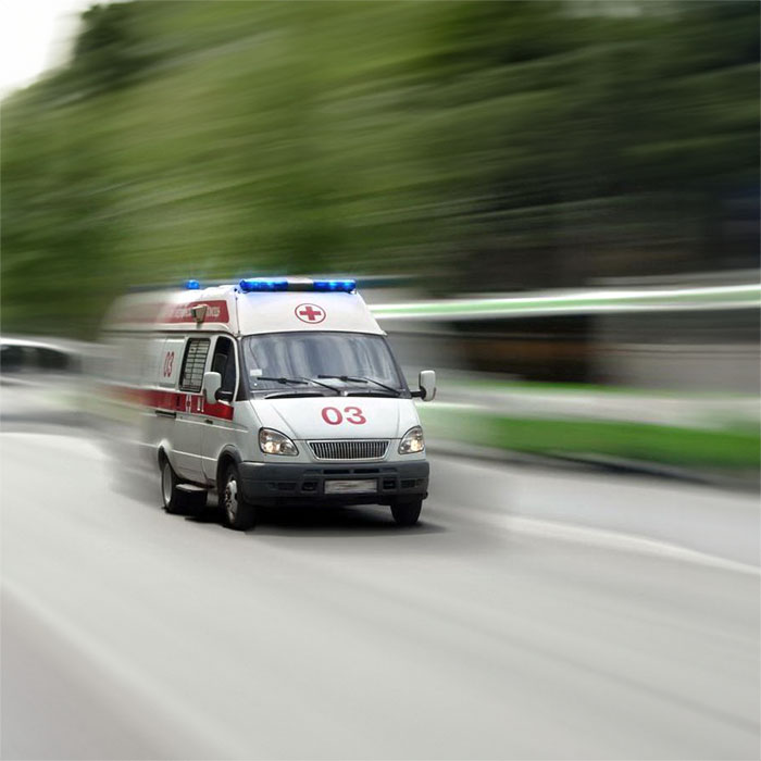 西宁出租急救车电话