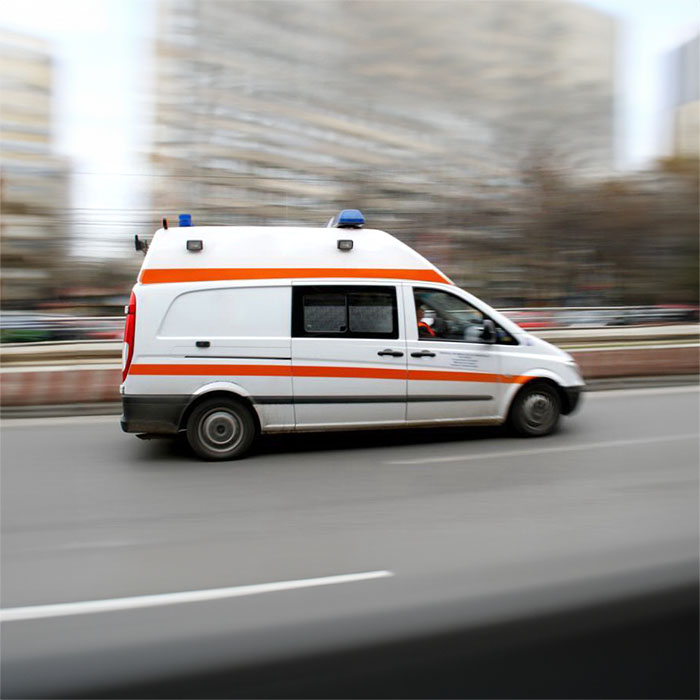 西宁救护车租赁电话号码