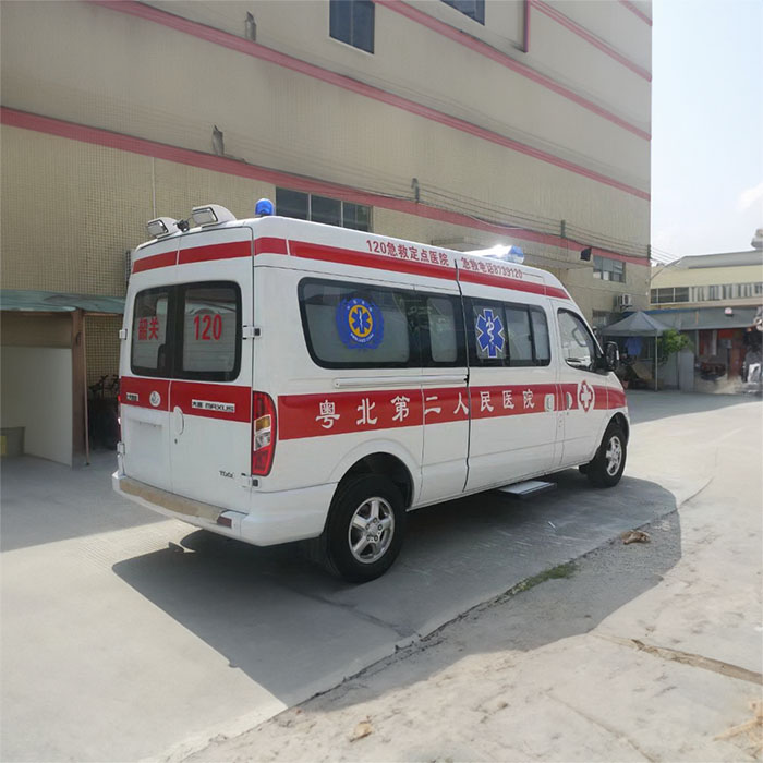 西宁出租急救车电话号码