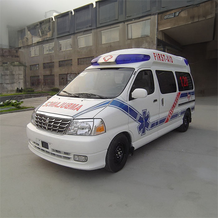 西宁救护车出租费用