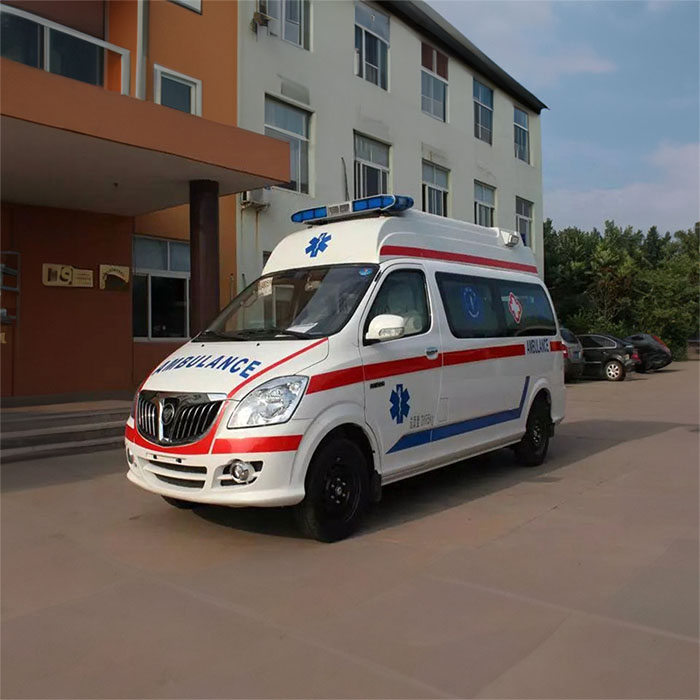 西宁救护车租车费用