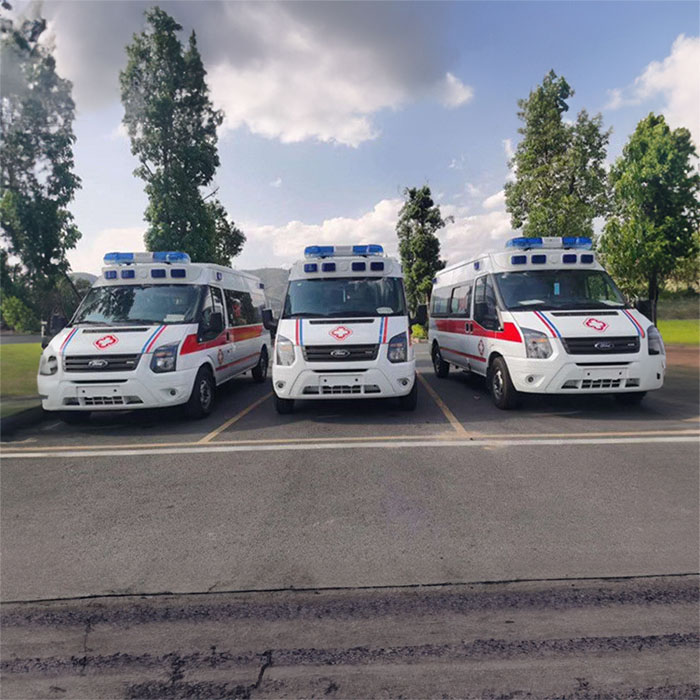 西宁救护车租车联系电话