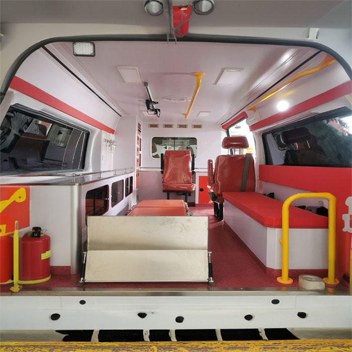 西宁出租救护车电话