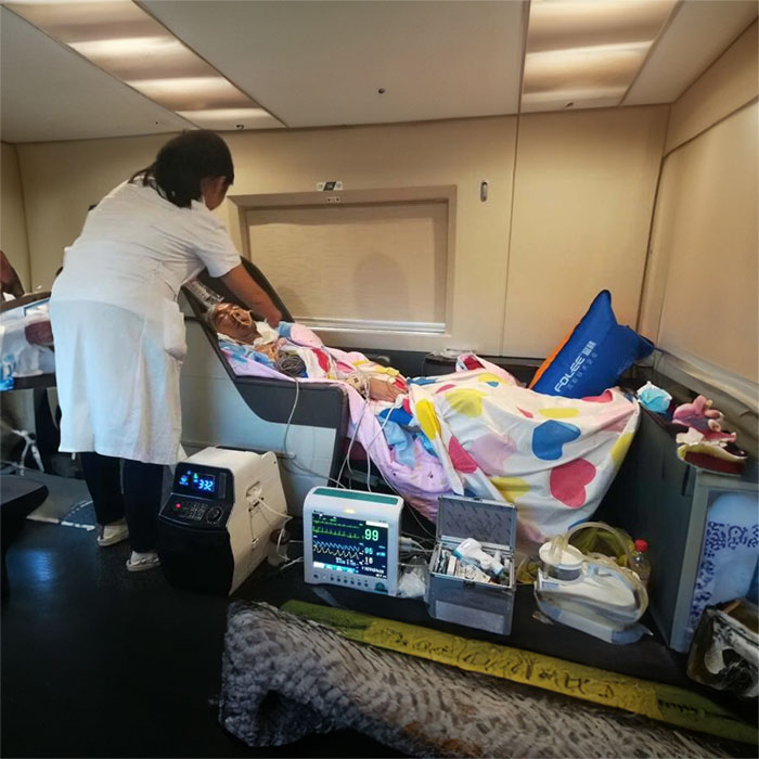 西宁救护车租赁联系电话