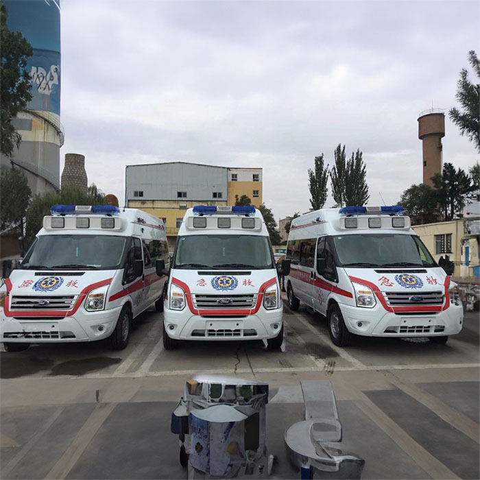 西宁急救车出租多少钱