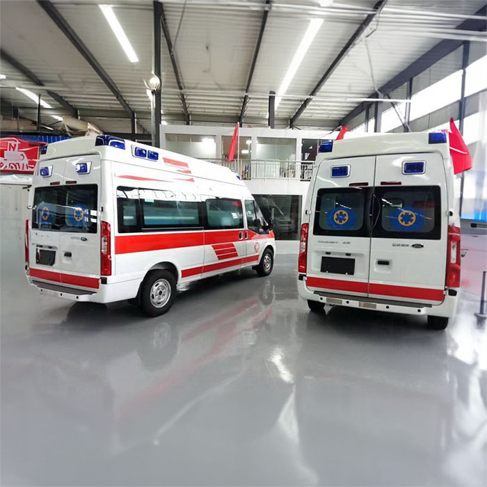 西宁出租急救车电话号码