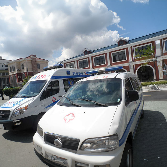 西宁出租救护车联系方式