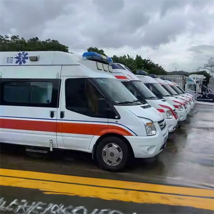 西宁租赁救护车电话号码