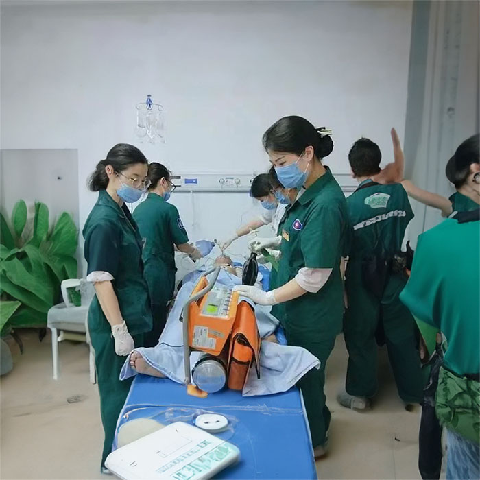 西宁租赁急救车联系电话