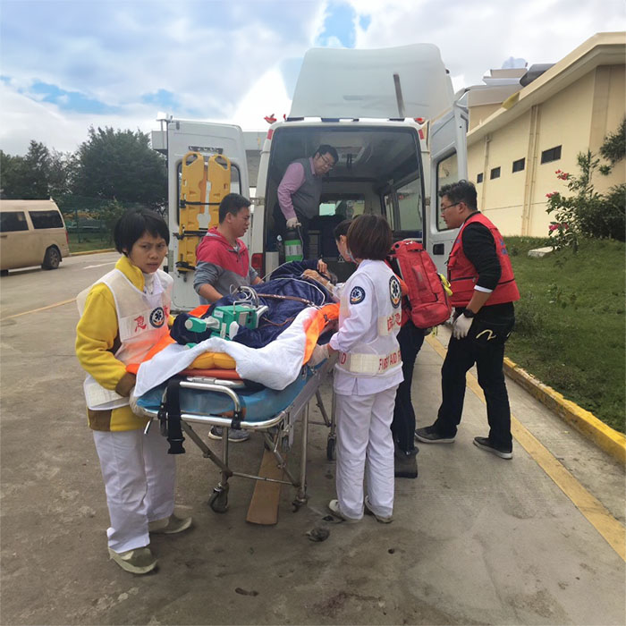 西宁救护车租车收费标准