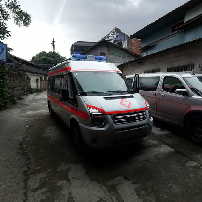 西宁急救车租赁电话