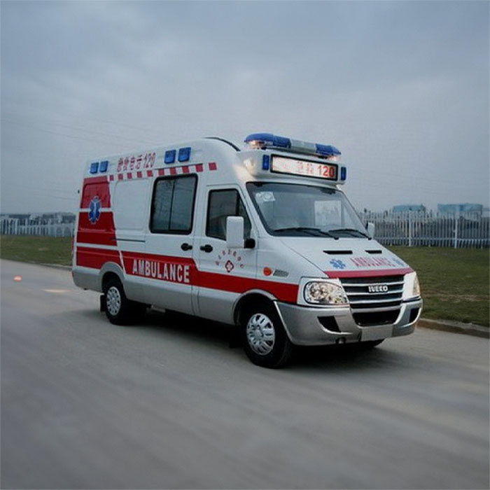 西宁救护车出租电话