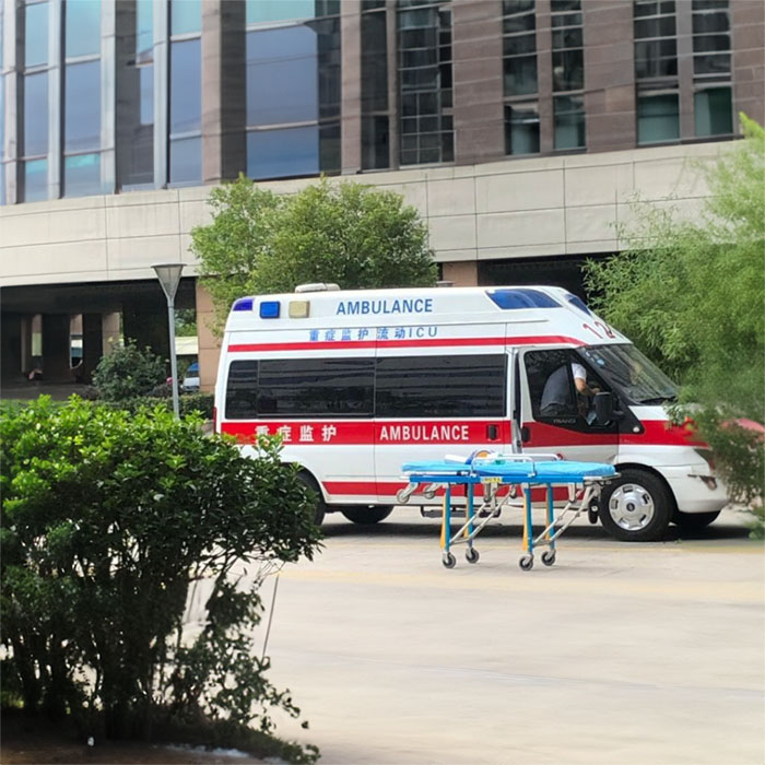 西宁私人救护车出租收费标准