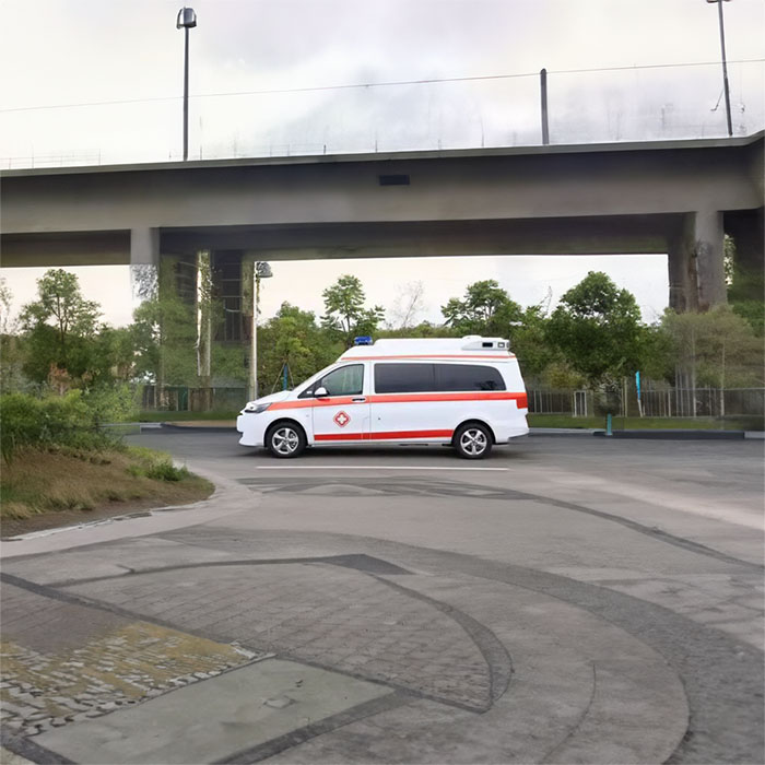 西宁救护车出租多少钱