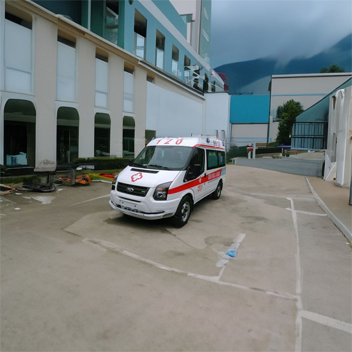 西宁急救车租车联系电话