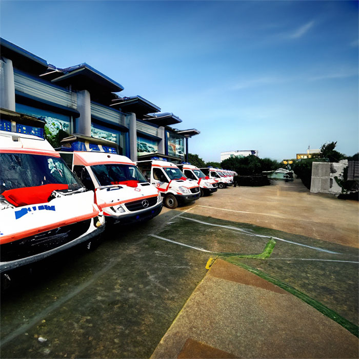 西宁租赁救护车联系方式