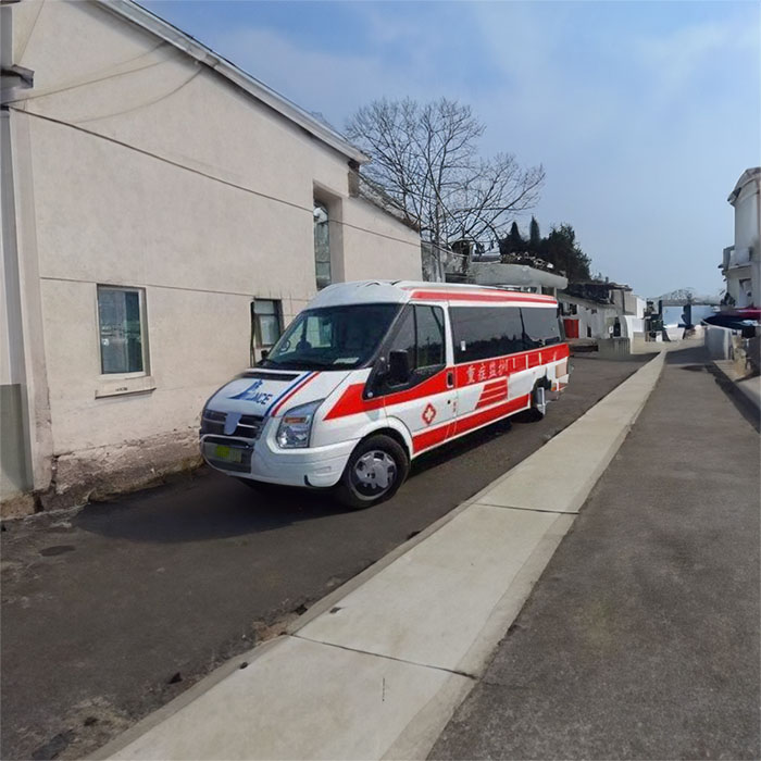 西宁急救车出租电话