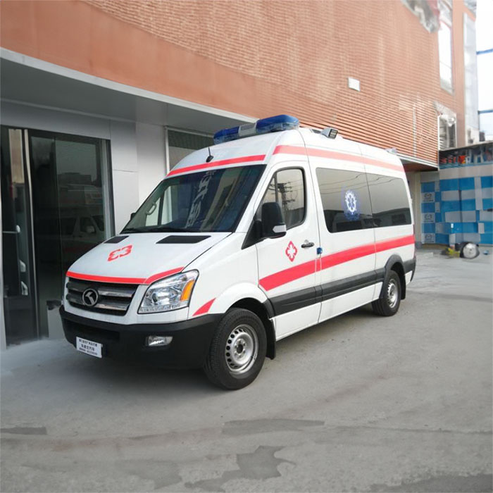 西宁急救车租赁