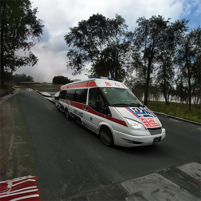 西宁救护车租车收费