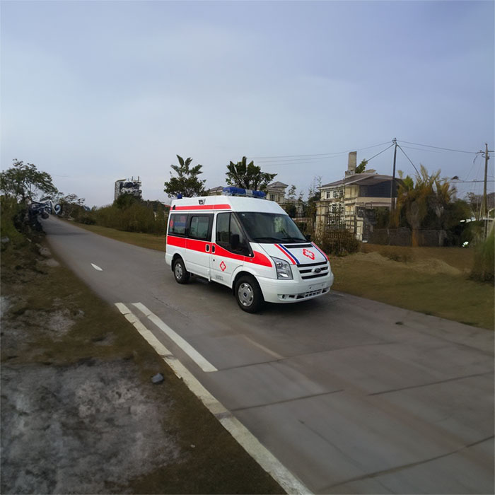 西宁私人救护车出租收费