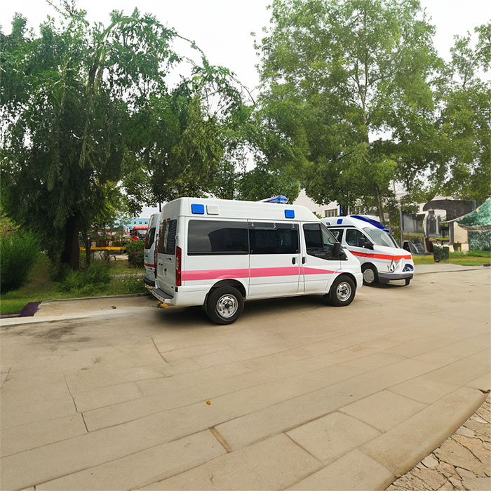 西宁出租救护车
