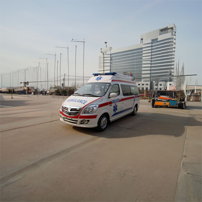 西宁租赁救护车电话号码